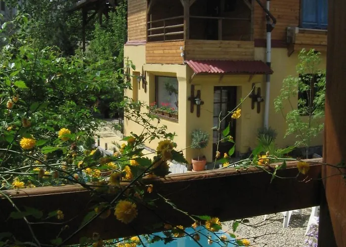 Casa Mica 3* Bucareste