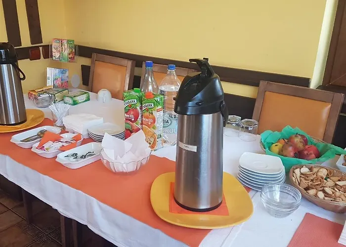 Πανσιόν Casa Mica 3*