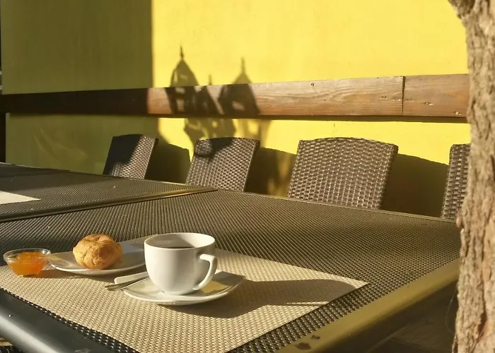 Casa Mica Πανσιόν